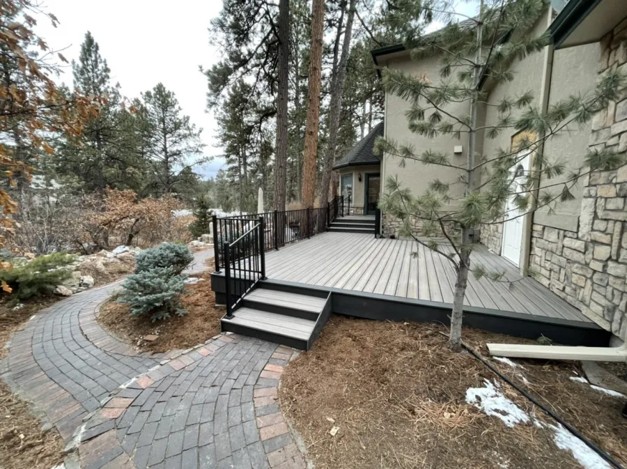 Custom Decks rocky harbor main decking trex clam shell accent castle pines colorado