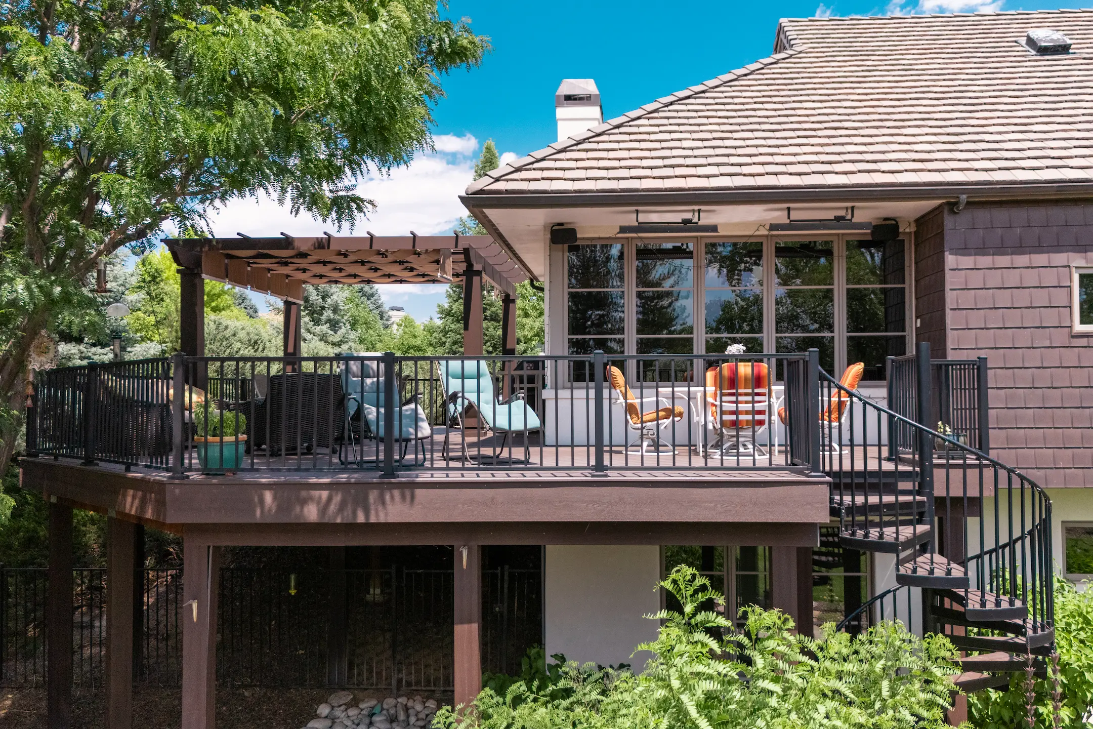 Residential & Commercial Decking